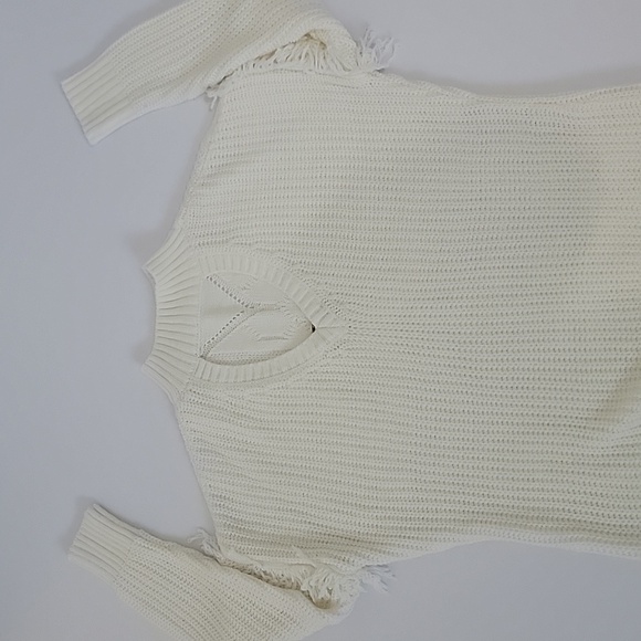 American Rag Fringe Sleeve Knit Tunic Ivory Sweater With Cut Out Back Size Small - Picture 12 of 14